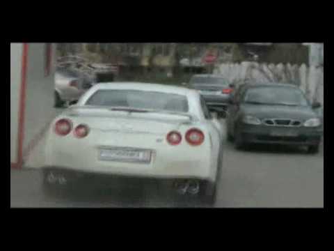 Nissan GT-R