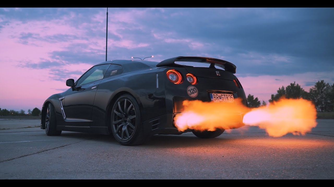R35 GT-R AMS Performance package x ARMYTRIX Turbo-back straight piped Valvetronic Exhaust flames on