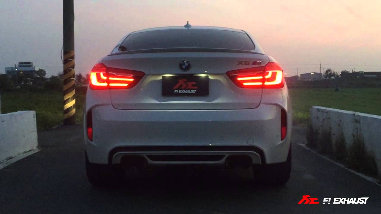BMW F86 X6M with Fi Exhaust Brutal accelerations and Revs !