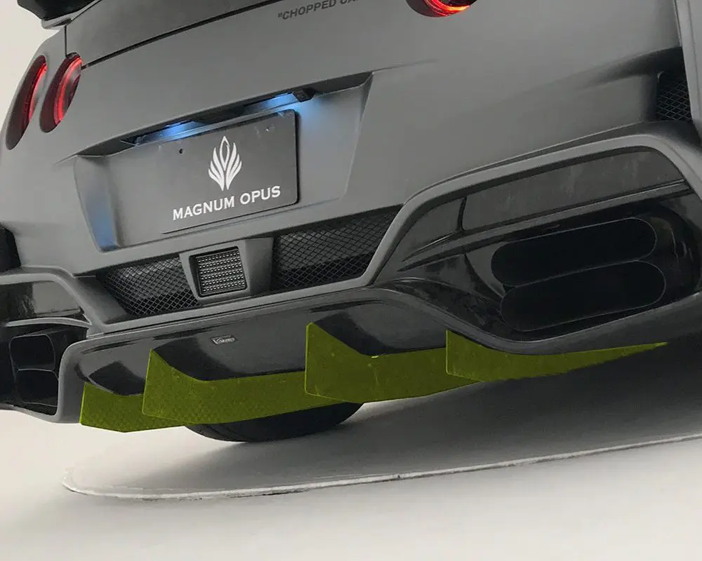 Varis Magnum Opus Vertical Fin Set (for Varis rear bumper 19' ver.2) for EBA-R35 Nissan GT-R 