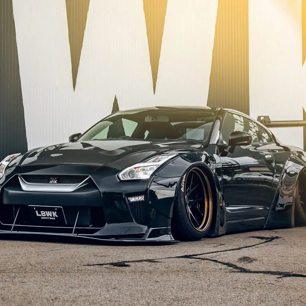 Liberty Walk LB-WORKS Type-1.5 Widebody Kit for R35 Nissan GT-R