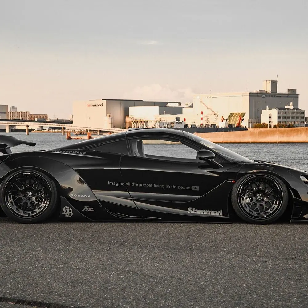 Liberty Walk LB-WORKS Side Diffusers & Door Panels for McLaren 720S