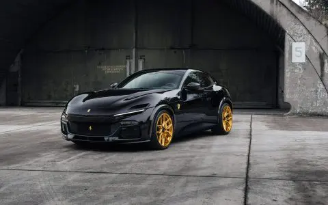 Nero NOVITEC Ferrari Purosangue With Heritage Gold Wheels Image 1