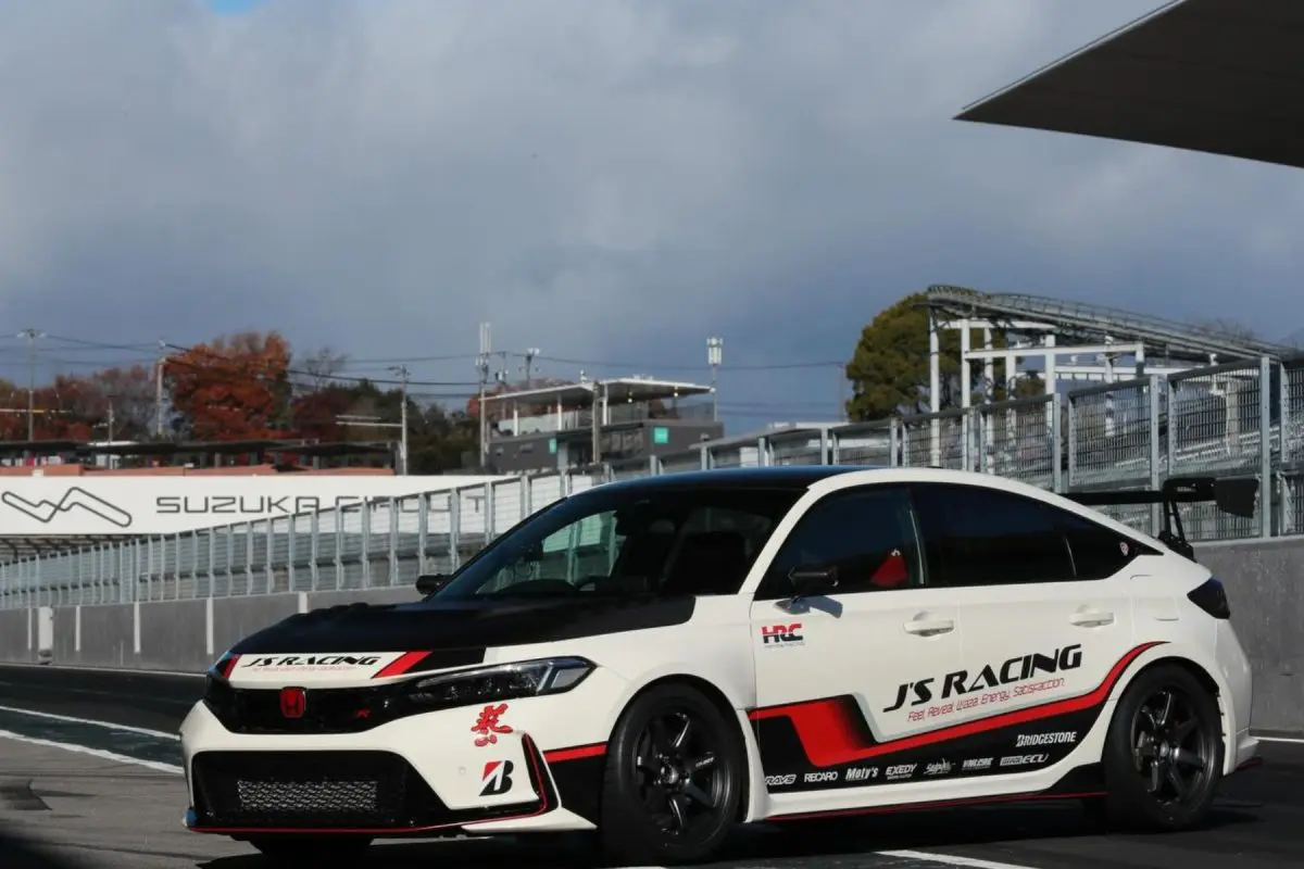 J’s Racing Sharpens The FL5 Civic Type R