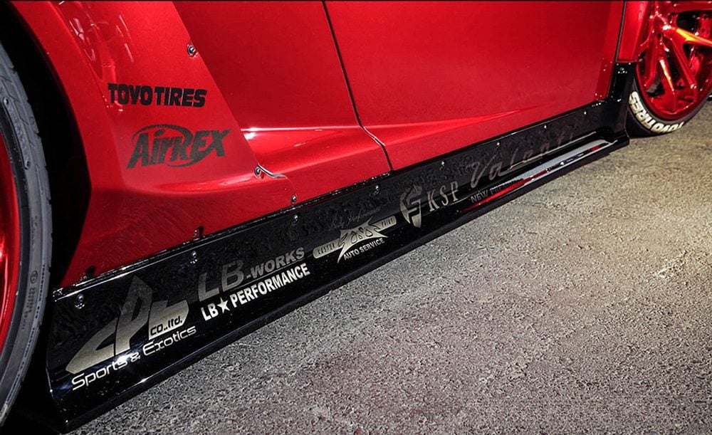 Liberty Walk LB-WORKS Side Diffusers for Lamborghini Gallardo (pre-facelift) Installed - Close View