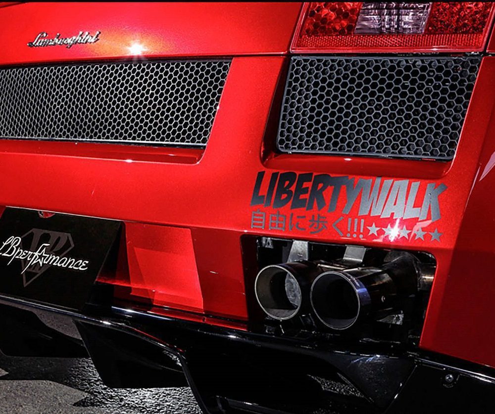 Liberty Walk LB-WORKS Ver.2 Rear Diffuser for 1ˢᵗ Gen Lamborghini Gallardo Installed - Close-Up View