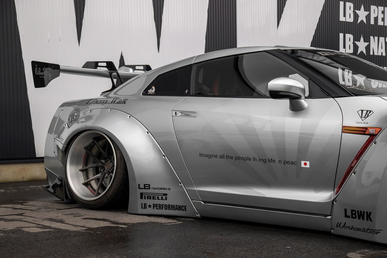 Liberty Walk LB-WORKS Type-I Widebody Kit for R35 Nissan GT-R