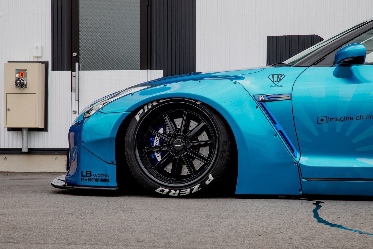 Liberty Walk LB-WORKS Type-I Widebody Kit for R35 Nissan GT-R