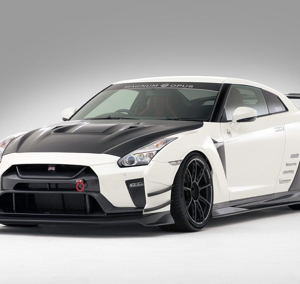 NISSAN　GT-R(R35) Amazon.com: Jada Toys Fast & Furious 1:24 2009 Brian's
