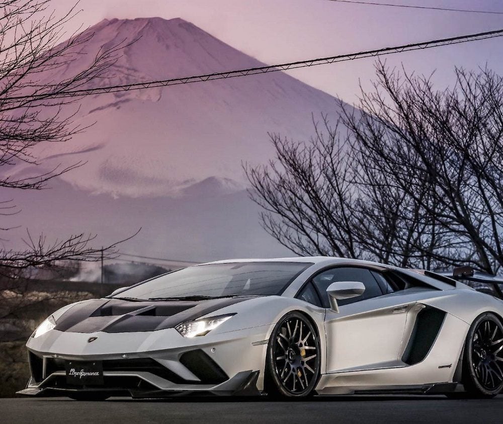 Liberty Walk LB★PERFORMANCE Body Kit for LP740-4 Lamborghini Aventador S