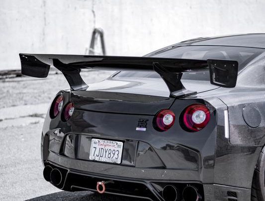 Ronan’s Complete Overtake Dry Carbon GT-R