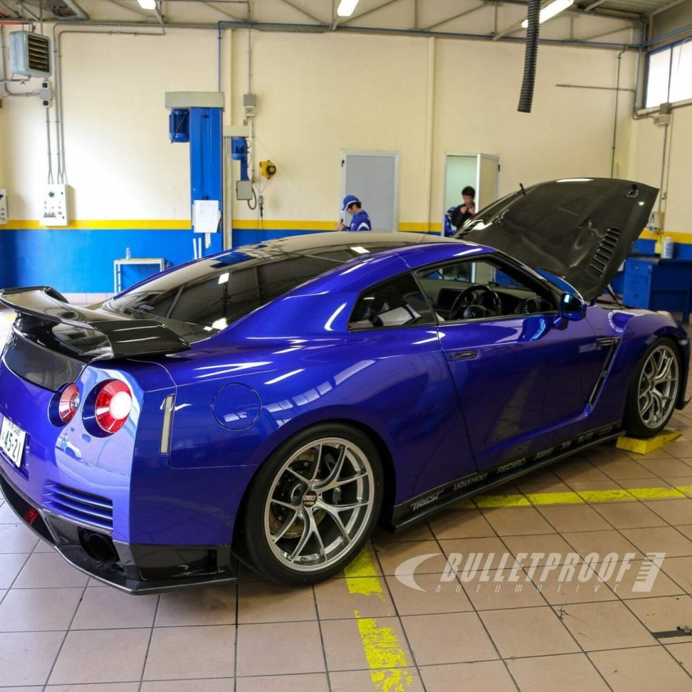 Phoenix's Power Carbon Rear Under Step Set (Rear Spats) for 2011