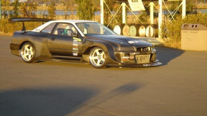 Shop Car Spotlight - Amuse Carbon-R (BNR34)
