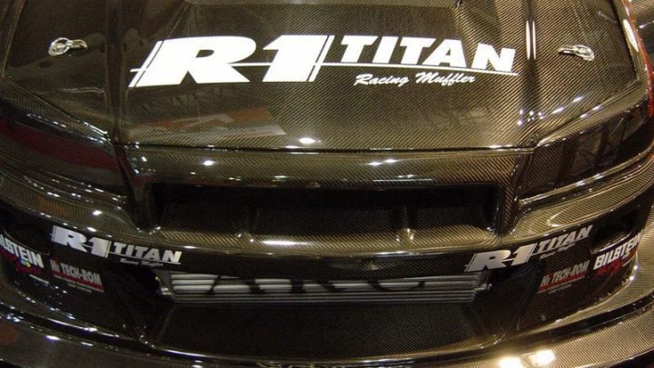 Shop Car Spotlight - Amuse Carbon-R (BNR34)