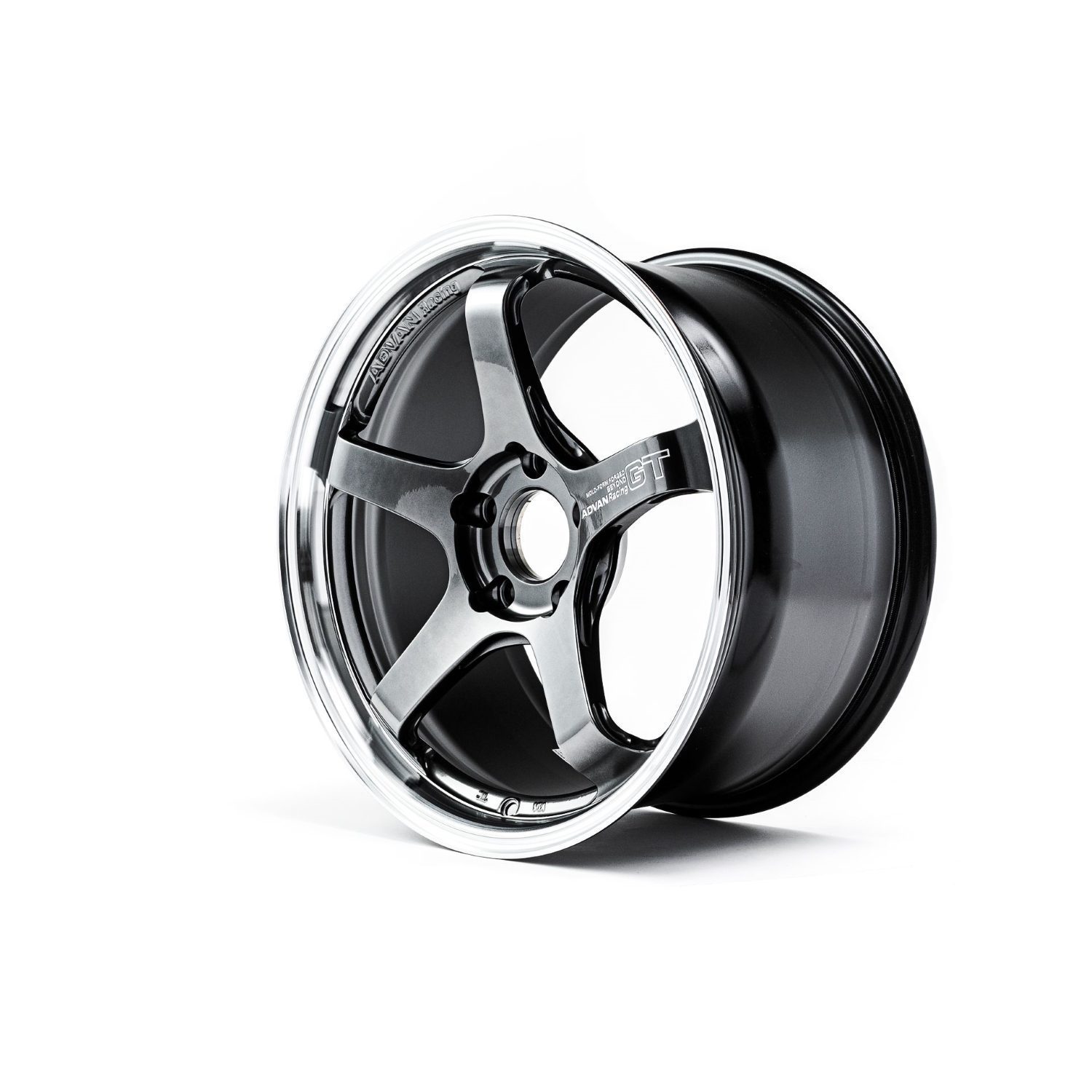 ADVAN Racing19 RS3ボルボ等 avdansports v107 image.png