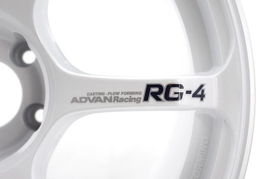 Advan Racing RG-4 White Metallic & Ring Wheel (18x9.5 5-114.3 +35 ...