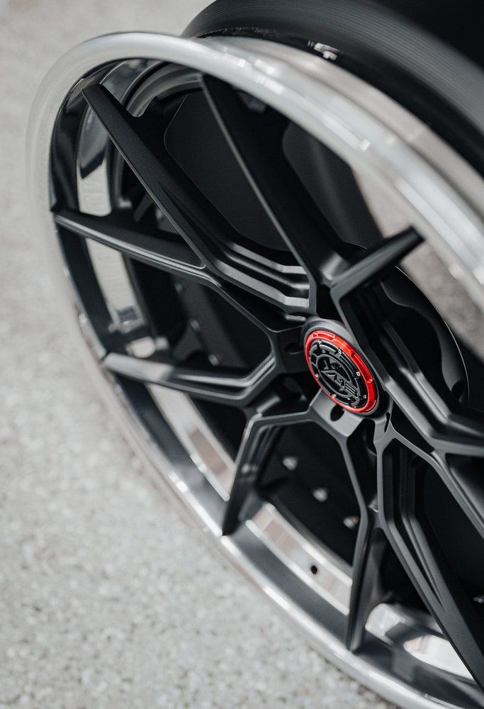AL13 D-Series D003 Three-Piece Wheel - Bulletproof Automotive