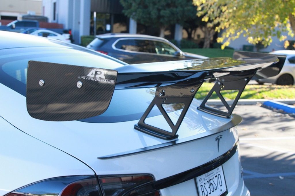 APR Performance Carbon Fiber GTC-500 71