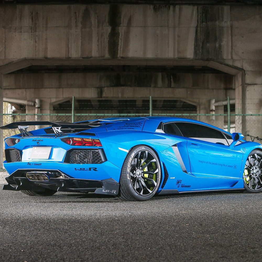 Liberty Walk LB★PERFORMANCE Type-I Ver. 2 Rear Wing for LP700-4 Lamborghini Aventador Installed