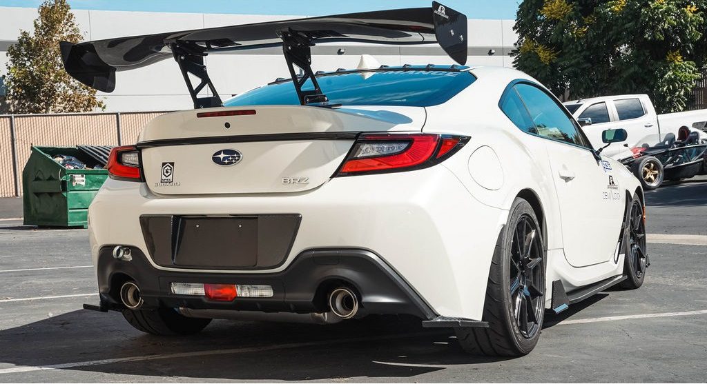 APR Performance Carbon Fiber GTC-300 67