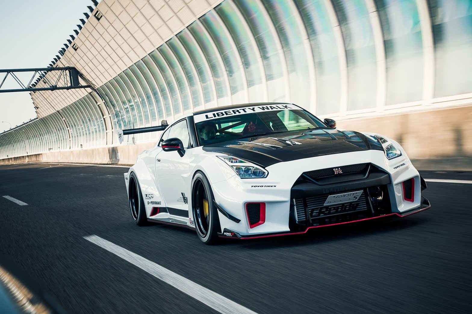 Liberty Walk LB-Silhouette WORKS GT 35GT-RR Front Bumper for R35