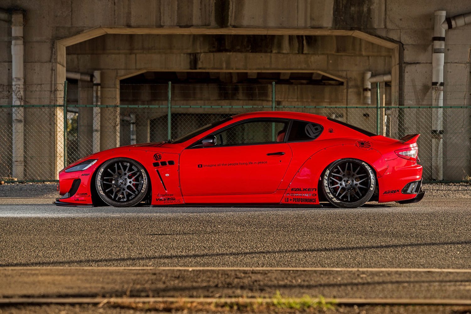 Liberty Walk LB-WORKS Widebody Kit for M145 Maserati GranTurismo