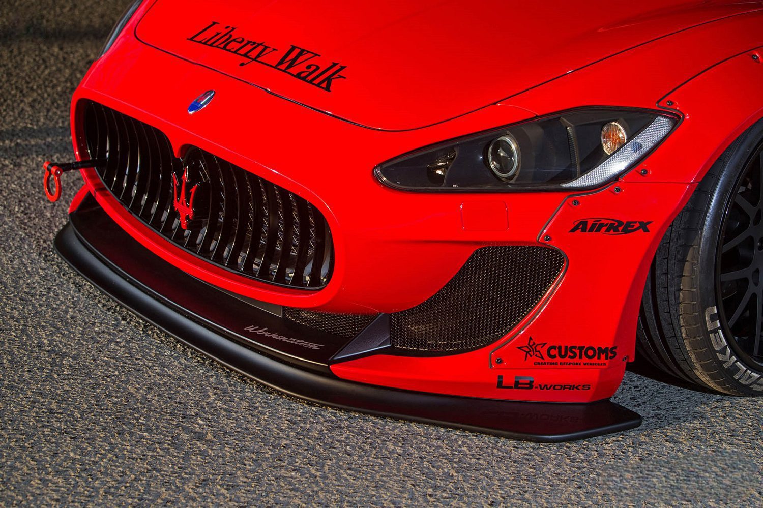 Liberty Walk LB-WORKS Front Diffuser for M145 Maserati GranTurismo
