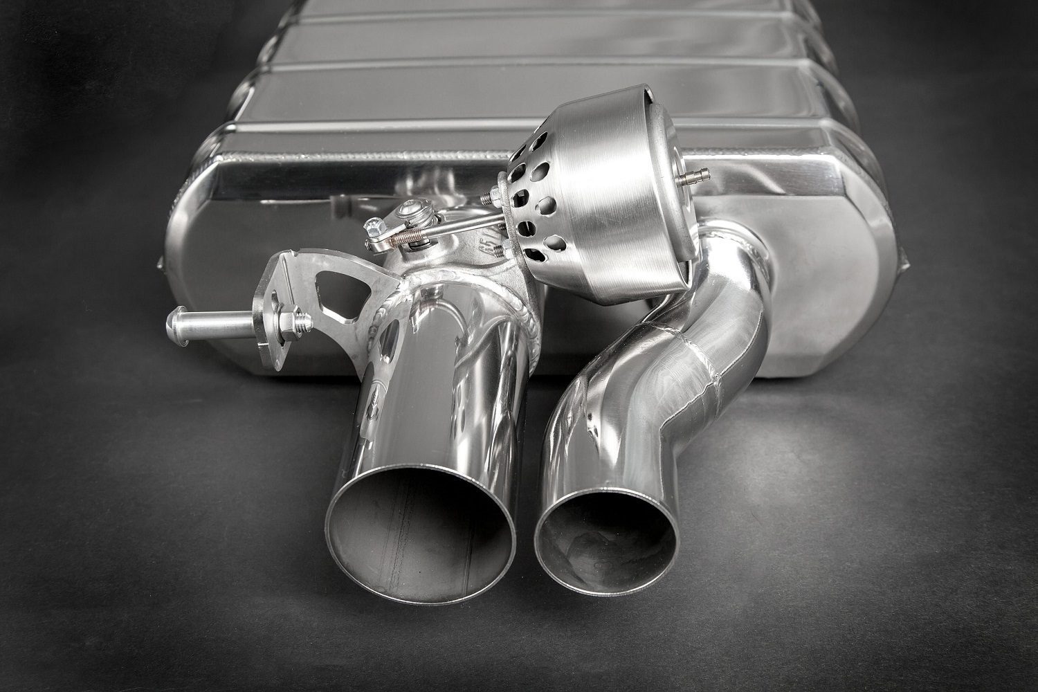 Updated Exhaust Capristo Valved Exhaust System with Mid-Pipes for C7 Audi RS6 & RS7 ...