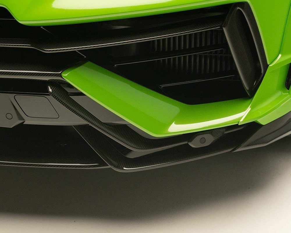 NOVITEC Carbon Front Bumper Lateral Parts for Lamborghini Urus