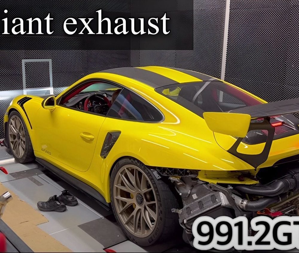 Brilliant Exhaust System for 991.2 Porsche GT2 RS
