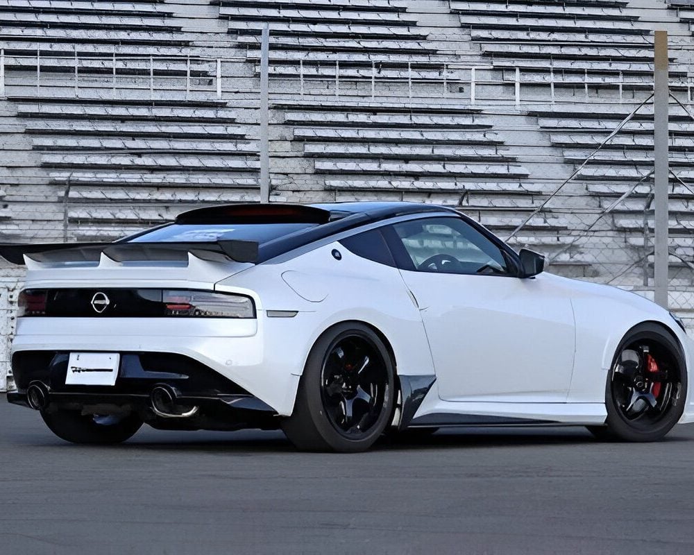 Garage Vary GT-Gate Wing for RZ34 Nissan Z