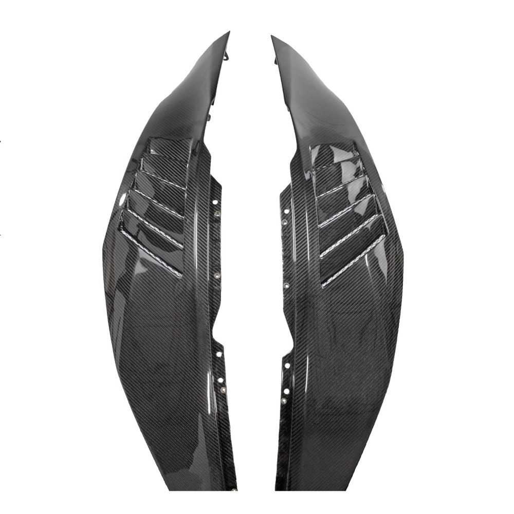 Exotic Car Gear Carbon Fuel Door for LP580-2 / LP610-4 Lamborghini Huracán
