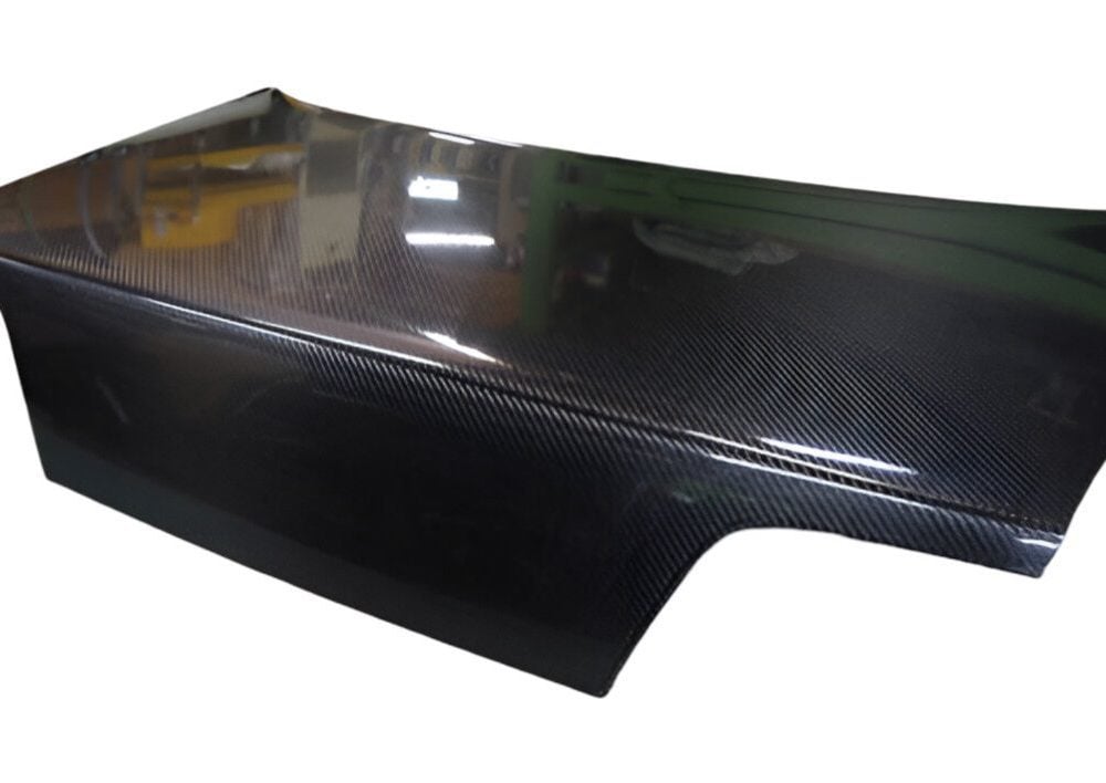 Benetec Carbon Trunk for R33 Nissan Skyline GT-R