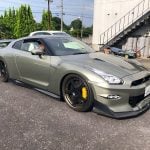 VeilSide Ver. I Side Skirts for EBA-R35 Nissan GT-R Installed - Frontside View of Car