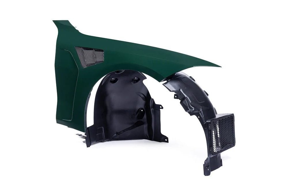 Alpha-N Carbon Front Fenders for G8X BMW M3 / M4 in Racing Green