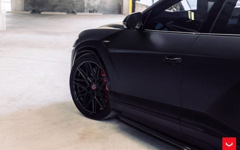 Matte Black Lamborghini Urus - Vossen Hybrid Forged Series HF-7 Wheels Image 4