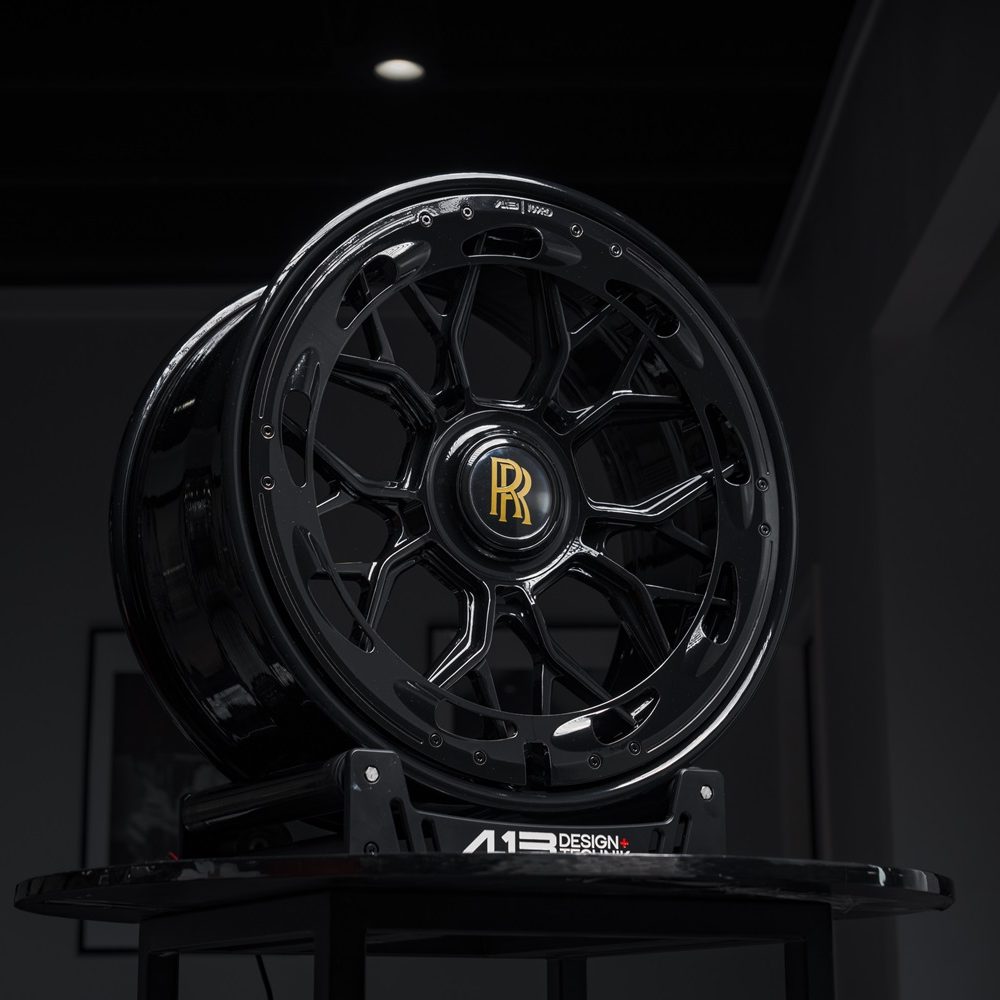 AL13 AERO R80-109RD Four-Piece Wheel - Rolls Royce