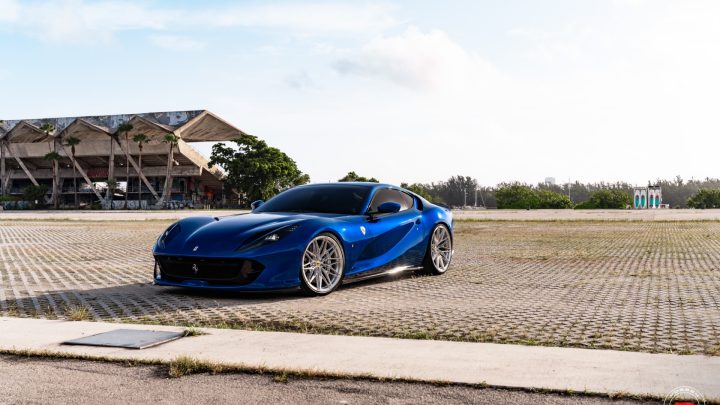 Blu Tour De France Ferrari 812 Superfast - Vossen Forged S21-02 Wheels in Gloss Clear Image 11