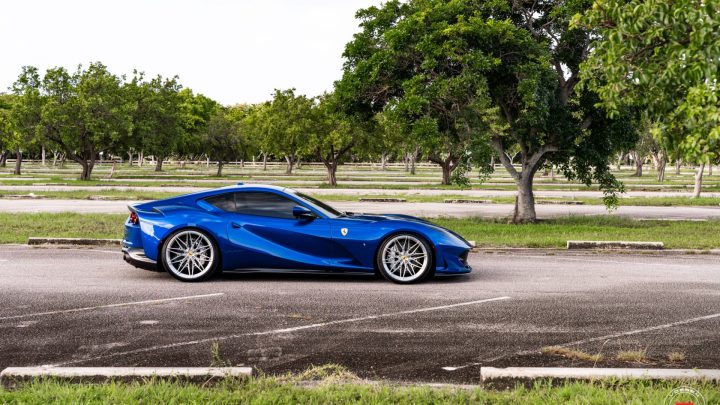 Blu Tour De France Ferrari 812 Superfast - Vossen Forged S21-02 Wheels in Gloss Clear Image 15
