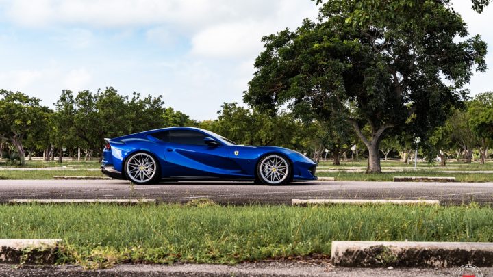 Blu Tour De France Ferrari 812 Superfast - Vossen Forged S21-02 Wheels in Gloss Clear Image 16