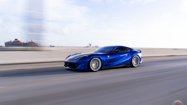 Blu Tour De France Ferrari 812 Superfast - Vossen Forged S21-02 Wheels in Gloss Clear Image 2