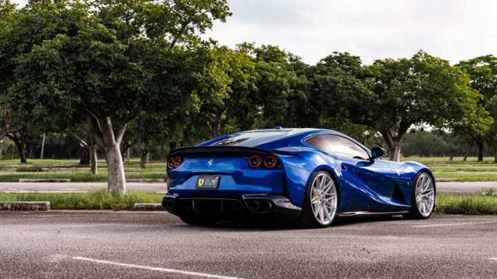 Blu Tour De France Ferrari 812 Superfast - Vossen Forged S21-02 Wheels in Gloss Clear Image 21