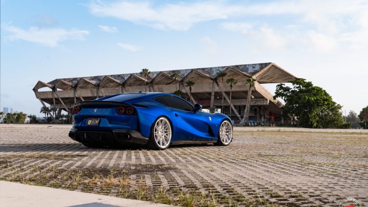 Blu Tour De France Ferrari 812 Superfast - Vossen Forged S21-02 Wheels in Gloss Clear Image 7
