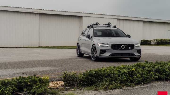 Vapour Gray Volvo V60 Polestar - Hybrid Forged HF-5 Wheels in Gloss Gunmetal Image 5