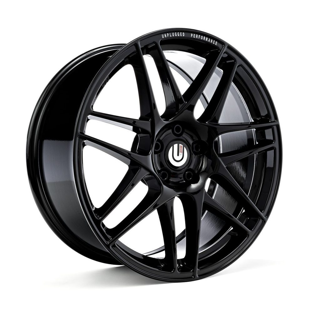 Unplugged-Performance-BBS-Flugplatz-Gloss-Black-20×9-Tesla-Model-3-Y-Image-1-1