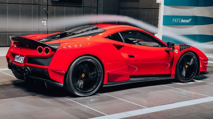 Rosso Corsa Ferrari F8 - NOVITEC N-LARGO Body Kit & Forged Wheels