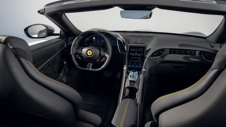 Nero Ferrari Roma Spider - Novitec Carbon Fiber Body Kit And Forged Wheels