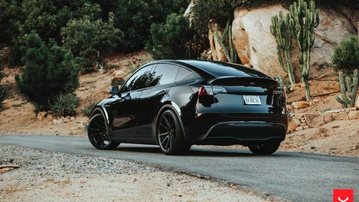 Black Tesla Model Y - Vossen HF-3 Wheels in Satin Black