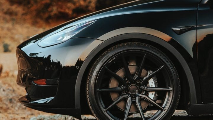 Black Tesla Model Y - Vossen HF-3 Wheels in Satin Black