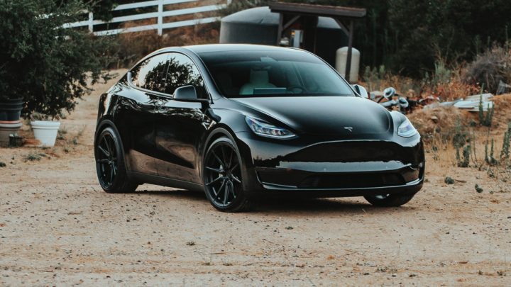 Black Tesla Model Y - Vossen HF-3 Wheels in Satin Black